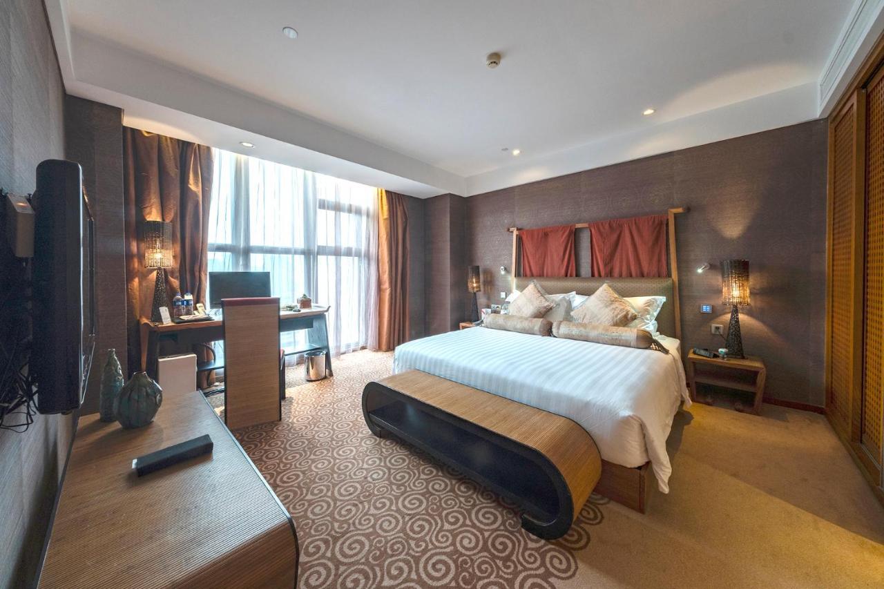 Christian'S Hotel Luoyang Luoyang  Exterior photo